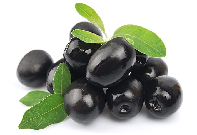olive noire à l'huile